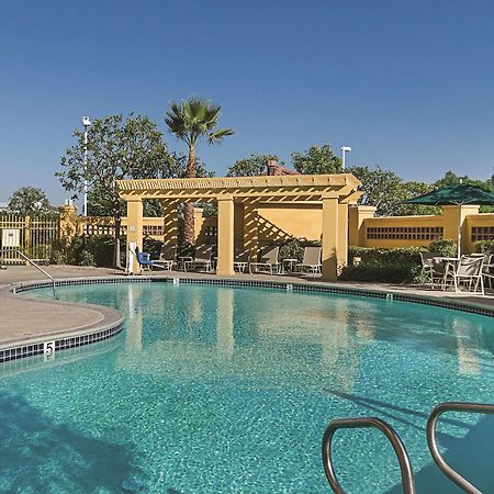 La Quinta Inn & Suites By Wyndham Ontario Airport Εξωτερικό φωτογραφία