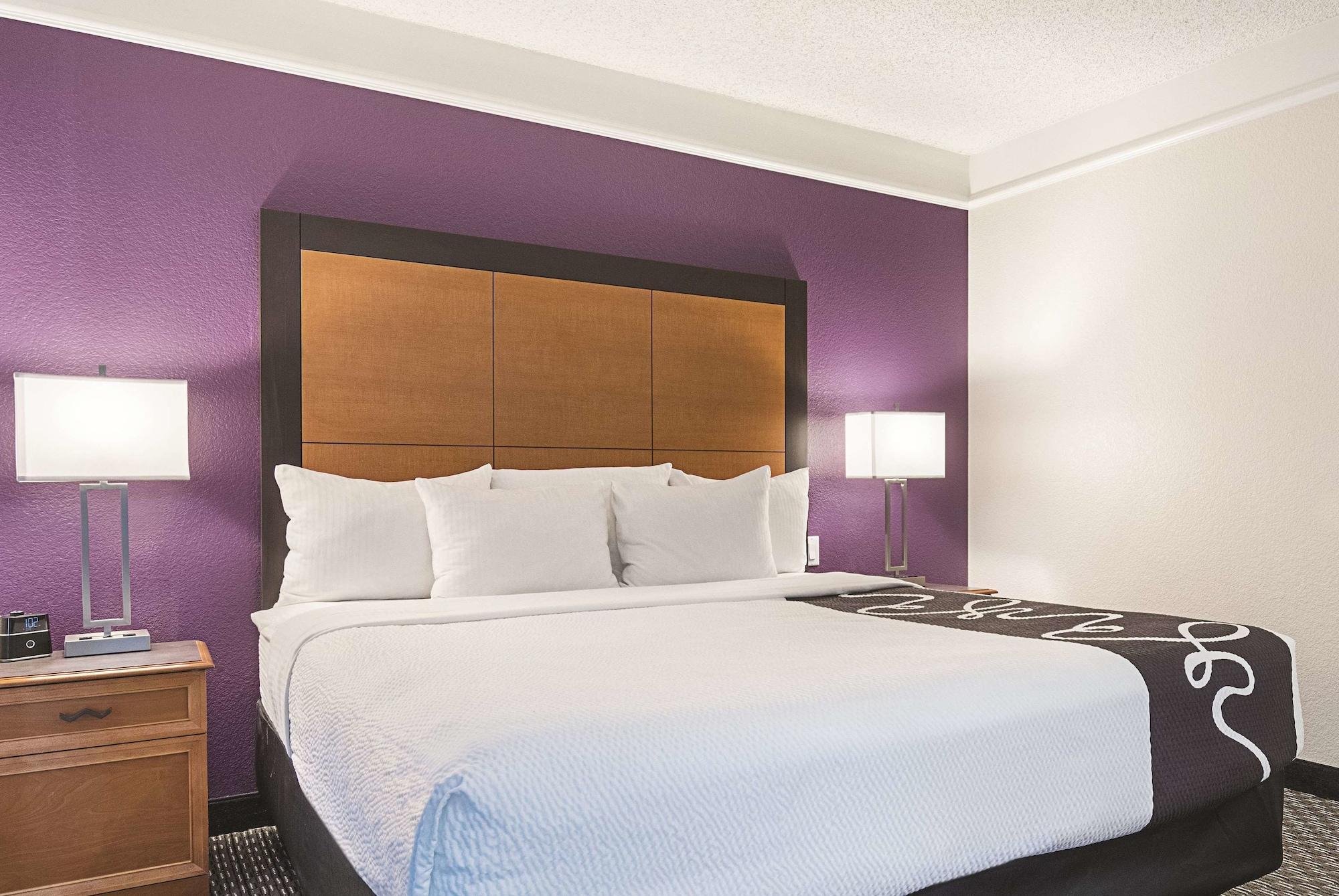 La Quinta Inn & Suites By Wyndham Ontario Airport Εξωτερικό φωτογραφία