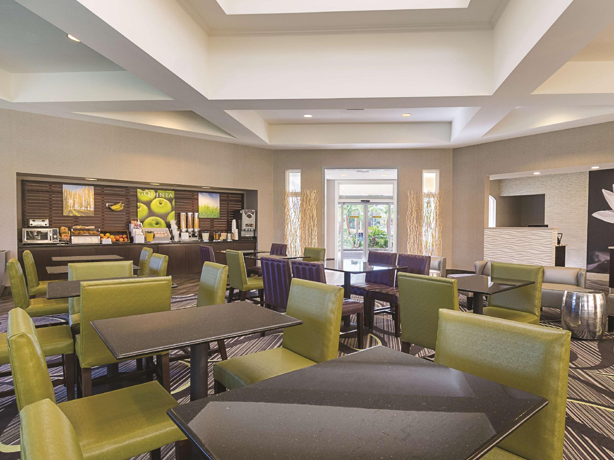 La Quinta Inn & Suites By Wyndham Ontario Airport Εξωτερικό φωτογραφία