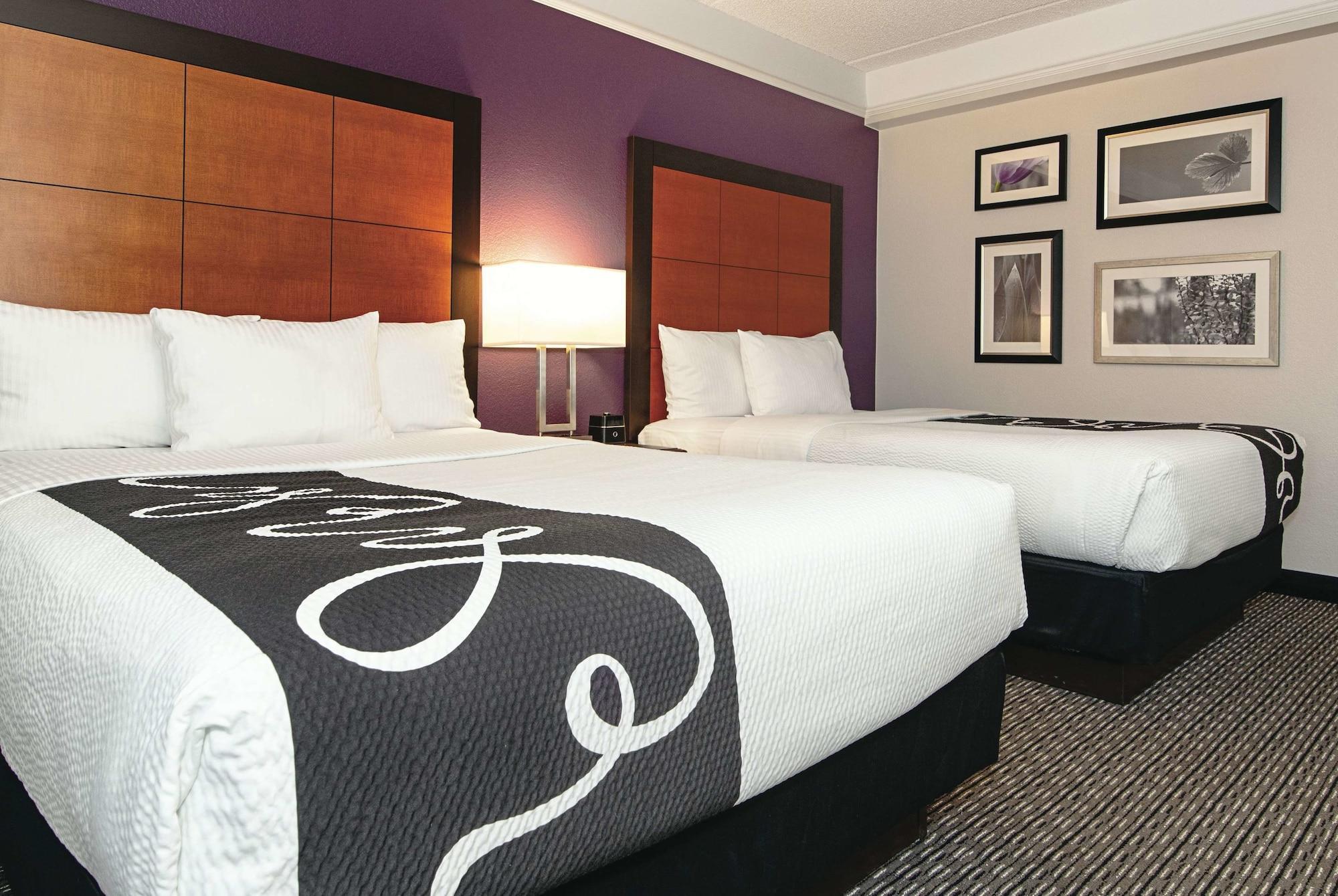 La Quinta Inn & Suites By Wyndham Ontario Airport Εξωτερικό φωτογραφία