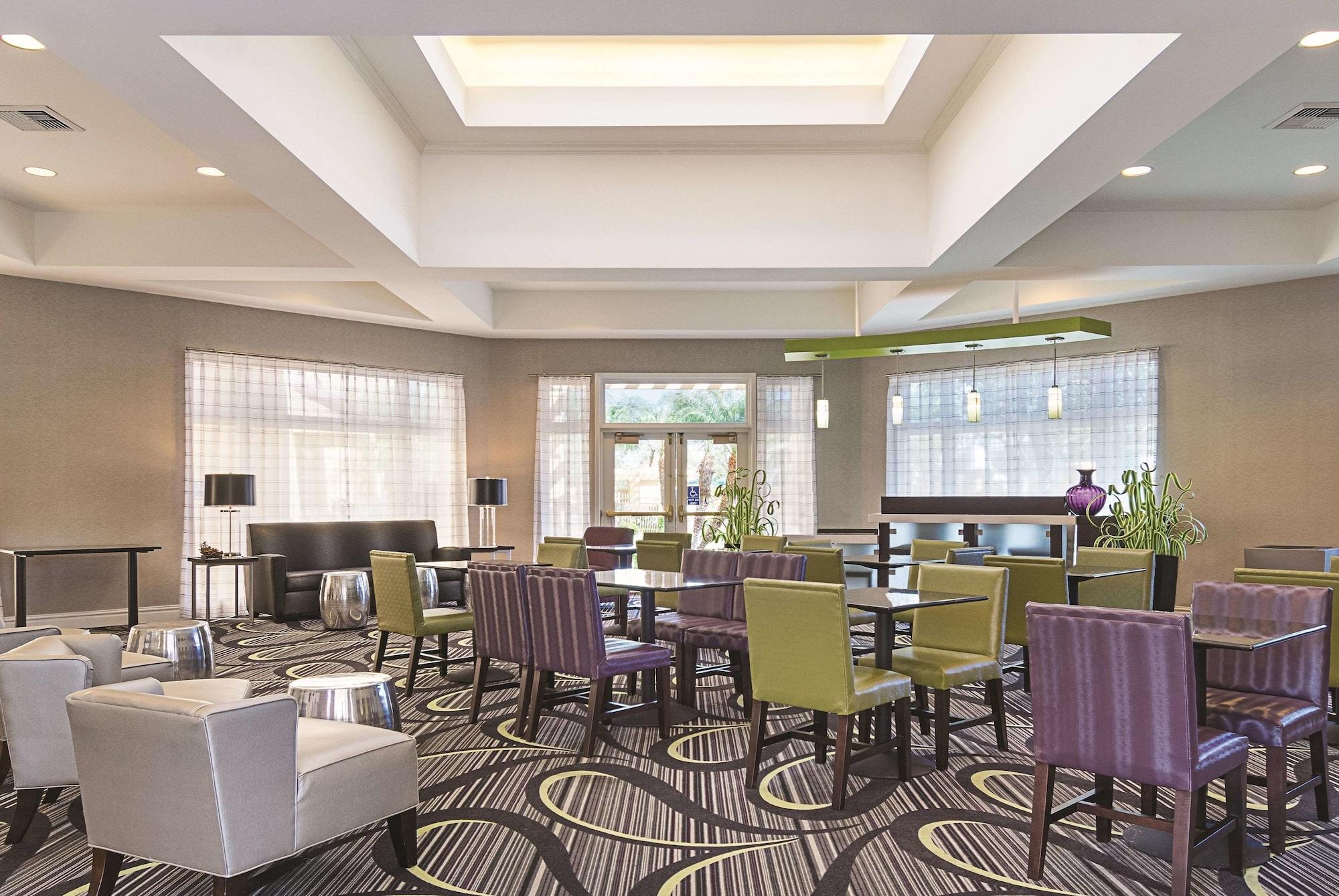 La Quinta Inn & Suites By Wyndham Ontario Airport Εξωτερικό φωτογραφία