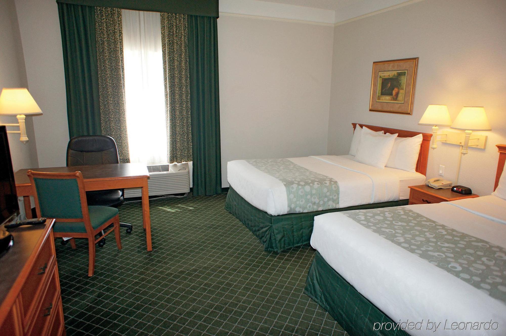 La Quinta Inn & Suites By Wyndham Ontario Airport Εξωτερικό φωτογραφία